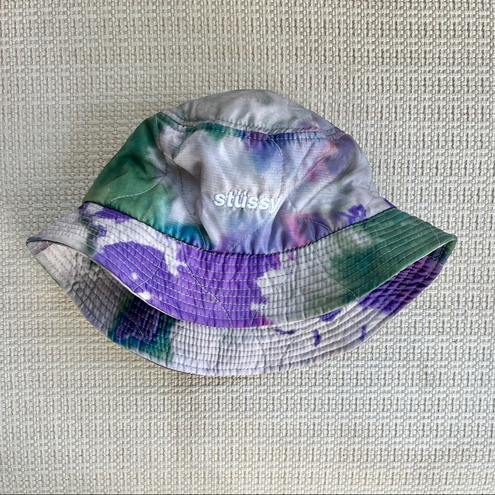 tie dye bucket // stussy